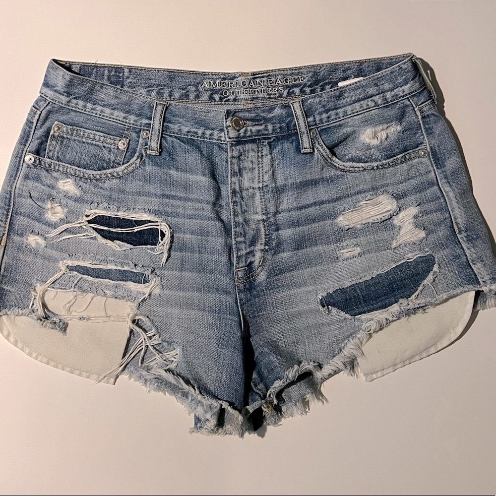 American Eagle Vintage Hi Rise Festival Jean Shorts Size 12